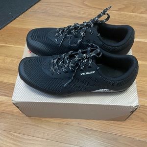 Specialized cycle shoe